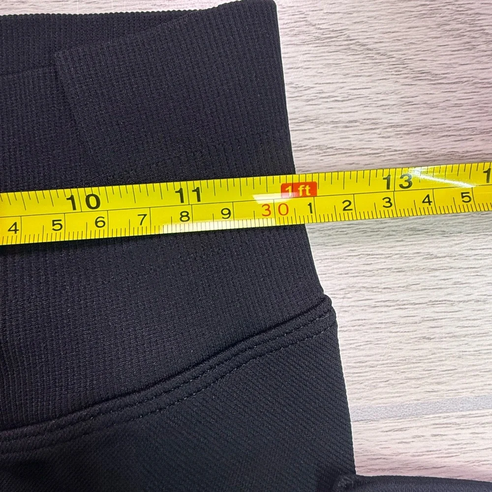 Sculpting Seamless Black Women's Leggings - Picture 11 of 11